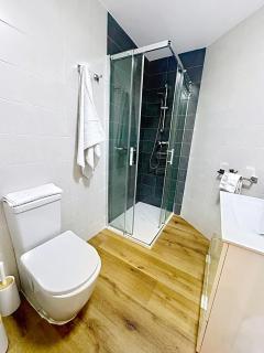 Bajo reformado con terraza en Mogro - 1