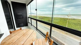 ASA | Pé na Areia | Frente-Mar Meia Praia | 2 Qtos - 0