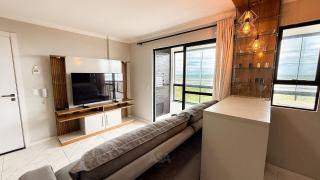 ASA | Pé na Areia | Frente-Mar Meia Praia | 2 Qtos - 6