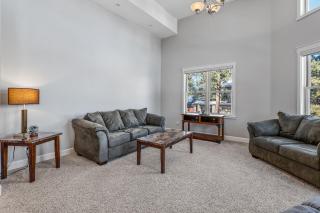 Alpine Mountain Spacious Luxury Retreat Ponderosa Trails Game Room - 4