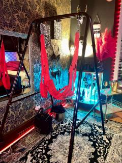 Fantastic Naughty Corner - 3