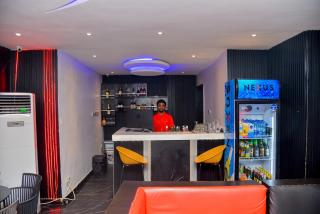 Triple Tee Luxury Hotel & Service Apartments Surulere - 5