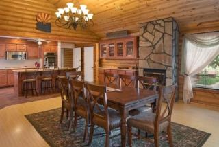 Quarter Horse Lodge Grand Southwest Cabin Sleeps 16 Amazing Views Near Grand Canyon - 8