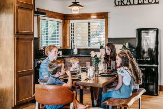 Live Oak Treehouse at Treetop Escapes - 2