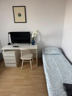 Pokoje Metro Targówek Mieszkaniowy - 1