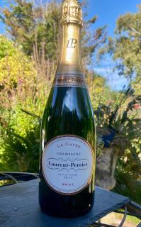 Fabulous Converted Church Apartment Town Centre - 2