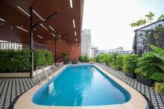 San Hotel & Pool - 0