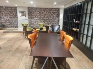 Modern Flat Central Croydon Sleeps 4 Free Parking - 1