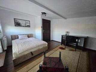 Apartament 3 - 6