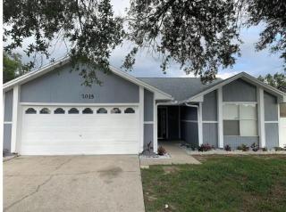 Ortona's Best Kept Secret Three-Two Spacious Home - 6