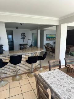 Casa frente mar, pé na areia com 6 dormitórios - 2