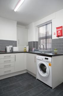 Whitland House by Serviced Living Liverpool - 2