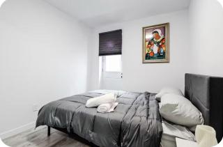 Modern Apartment in Montreal - 4