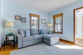 Steps to Beach - Two Rivers Lakeview Cottage - 8