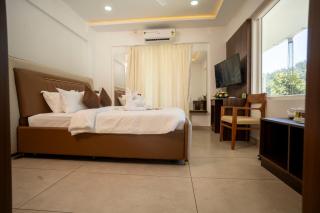 Eeleem Resorts and Spa, Munnar - Anachal - 9