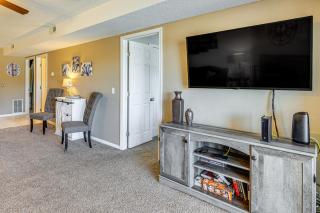 Pool Access, Steps to Beach Scenic Ozarks Retreat - 1