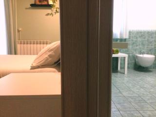 Sunny House Fourteen - 2