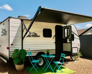 Cozy RV in Winter Park with Pool Hot tub Private Patio Fire pit - 0