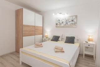 Rural Villa Olive Krka- 4 bedrooms, 3 bathrooms, private pool, park Krka 10 min - 4