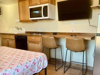 The Pink Flamingo Ranch - 8