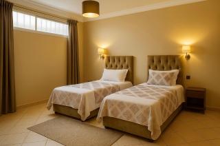 Luxury apartment with garden view - 1