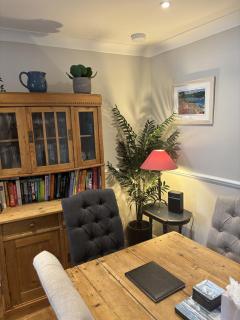 Gull House - A stylish townhouse in Poole Old Town - 4