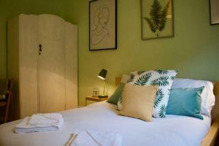 Central 3 Bedroom next to Leafy Meadows - 2