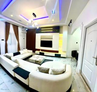 Golden Horizon Apartments - 3