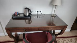 WHITE GLOVE H Dyplomata - 6