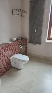 WHITE GLOVE H Dyplomata - 2