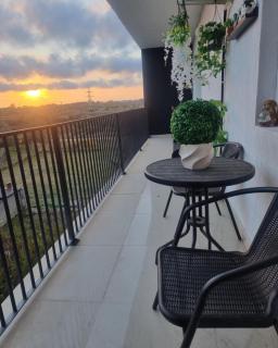 Ella New Apartament cu piscină & parcare - 7