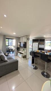 Apto das Orquídeas- 3 Quartos climatizados - Apto espaçoso,confortável com sacada de frente com duas amplas janelas, com a mais bela vista para avenida principal! - 0