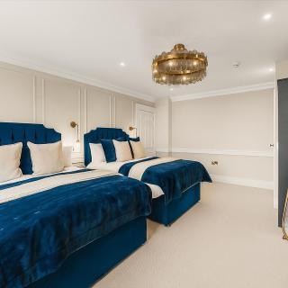 Luxury Living in Bath - The Bridgeton - Sleeps 20 - 6
