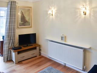 Ukc4174 The Cottage By The Sea - 8