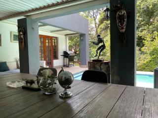 The Little Mongrel Deluxe Space Bryanston - 6