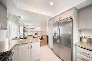 Bay Breeze Hideaway - 3