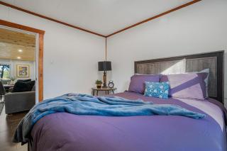 Rustic Lakefront Cottage with Fire Pit & Scenic Views - 3