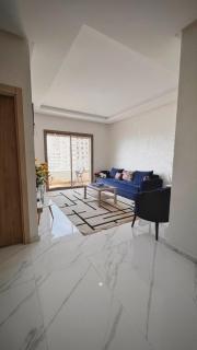 Superbe 1 chambre avec piscine et jardin, détente garantie, Wi-Fi, balcon et parking - 2