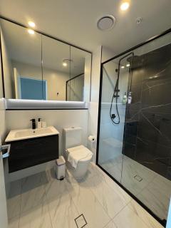 Melrose park olympic stay FREE parking - 6