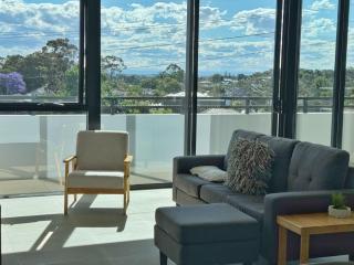 Melrose park olympic stay FREE parking - 9