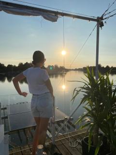 Houseboat on the water - 4