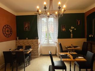 Logis Hôtel Le Cygne - 9