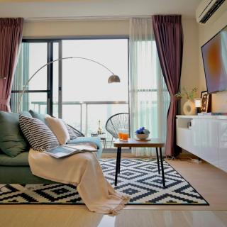 5min Metro | KingBed | Kitchen full | Netflix WiFi - 9