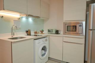 KingBed-5min»Metro-HighFloor-Kitchen-Gym-500Mbps - 2