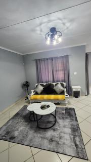 Sunnyridge Sky East London - 1