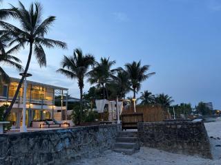 BeachLiving+PoolAccess|Dining, Kitchen&BBQ|Market - 7