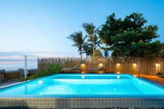 BeachVenue-2PoolVillas•BBQ•OutdoorDining•Parking - 3