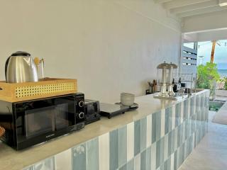 2Pool+Beach BDR tub view|BBQ, terrace| CityMarket - 1