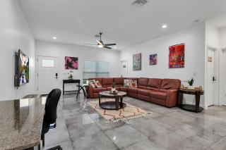 roomstr Louisiana Room 1 Bedroom in South Tampa with Shared Full Bathroom & FREE COFFEE - 2