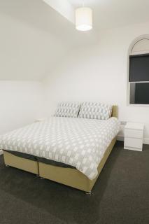 Kehoes Platinum Suite Near Etihad Stadium and Coop Live Arena Sleeps 4 - 8